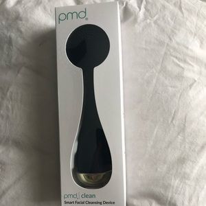 PMD Beauty Smart Facial Cleansing Device